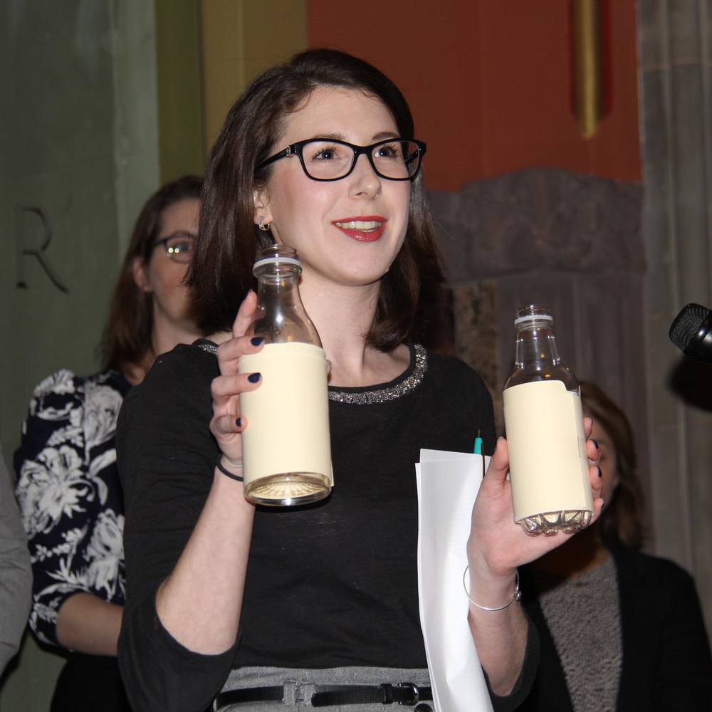 Meet your Posher, Liz